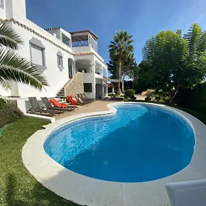 Luxury With Nice Garden, Pool And Jacuzzi By Varenso Holidays Marbella